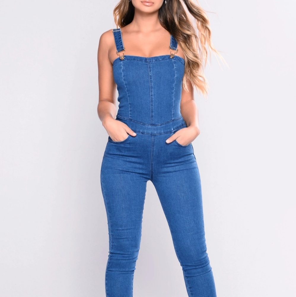 Fashion Nova jump suit